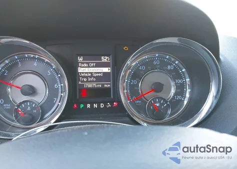 2013 Chrysler Town & Country Touring z USA, uszkodzony, nr VIN 2C4RC1BG4DR583845